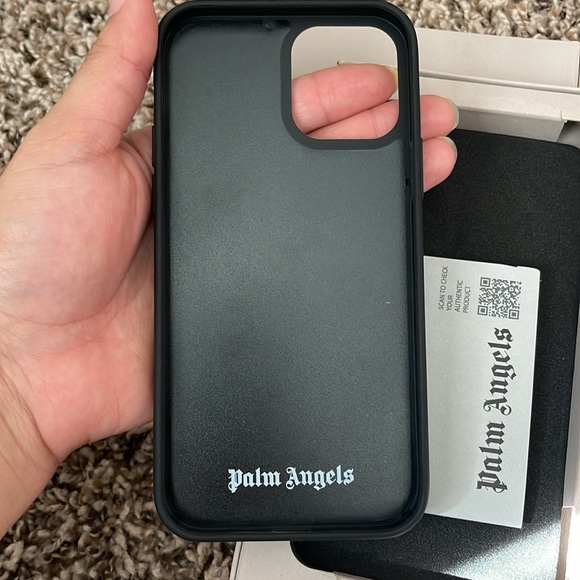 Classic Logo Iphone Case 12 M Yellow Fluorescent - Picture 5 of 7